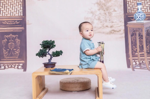 汕尾孕妇肚子上的黑线